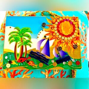 Colorful Retrofitted Shoulder Bag!